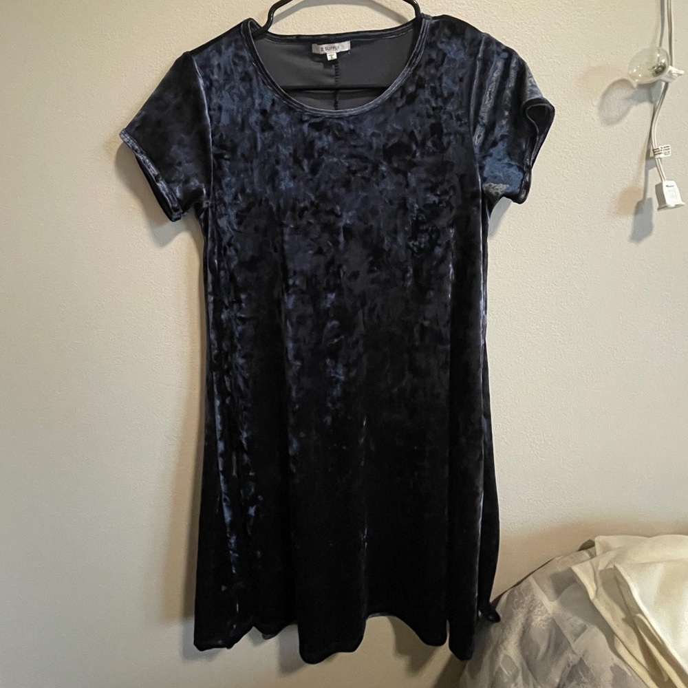 Blue crushed velvet T-shirt dress